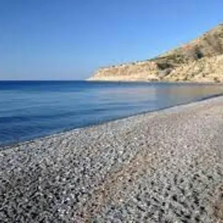 Estia στο *